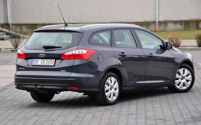 Ford Focus cena 24900 przebieg: 221000, rok produkcji 2013 z Płoty małe 704